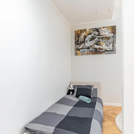 Διαμέρισμα Modern Close To The - Terrace, Free Parking, Restaurants Close *